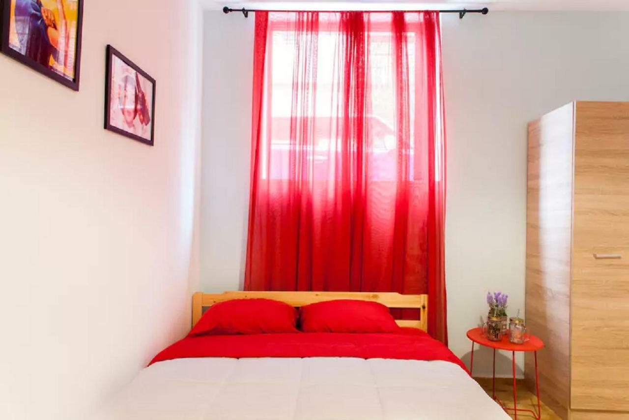 Studio For Couples Near Downtown 伊拉克利翁 外观 照片